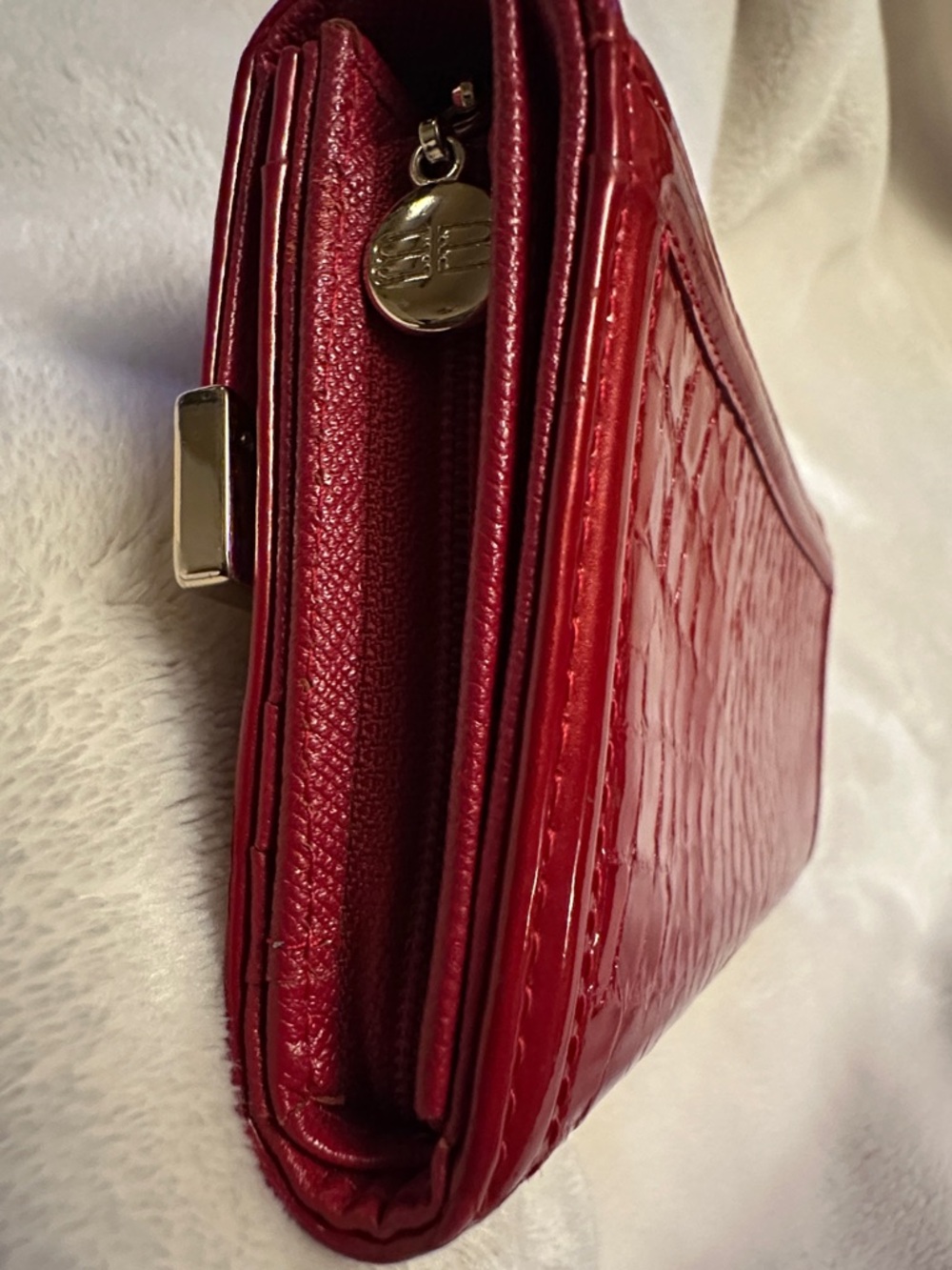 Balenciaga Red Croc-Embossed Crystal-Embellished Clasp Bag - Picture 5 of 11